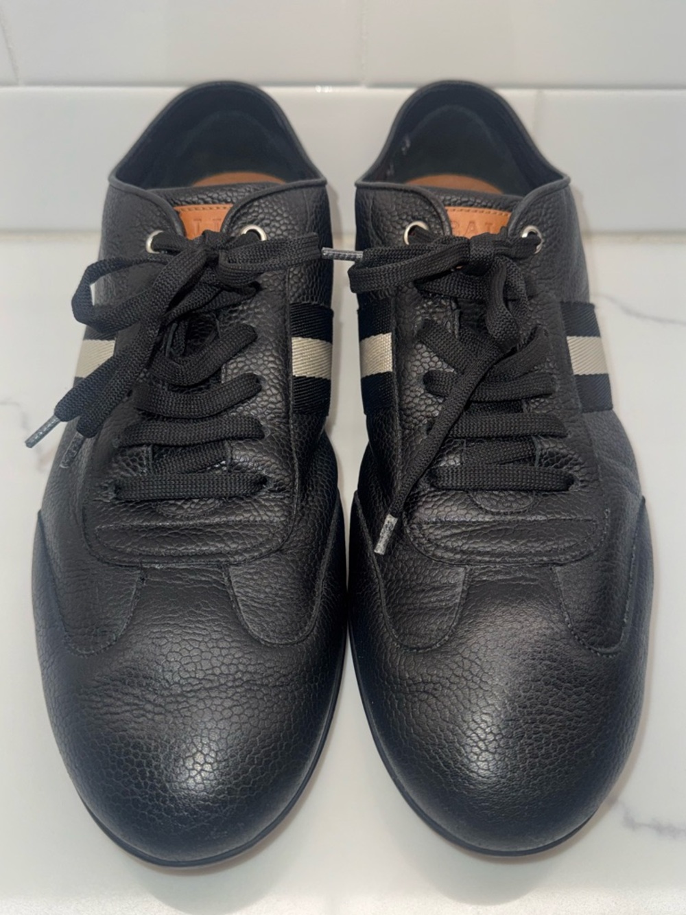 Bally Harlem Black Calf Leather Sneakers with Cream Stripe Detail Size 10